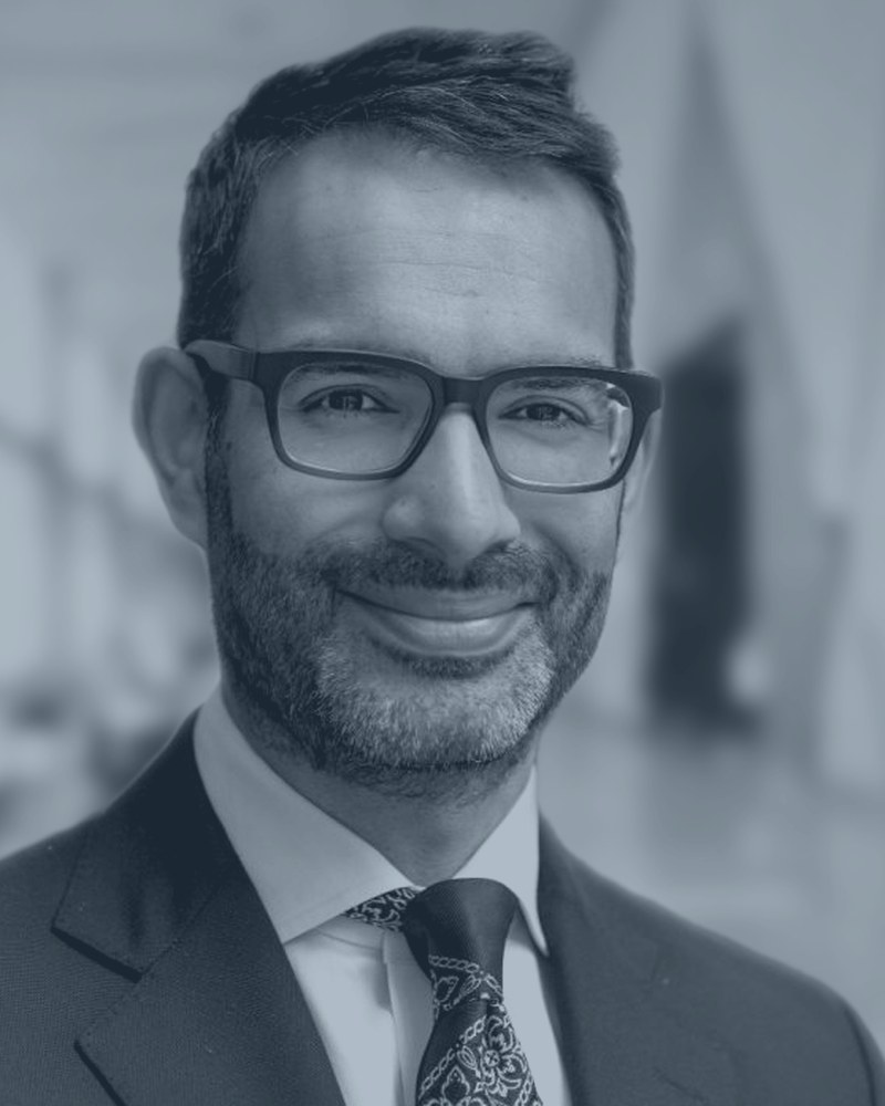 Simon Cavender